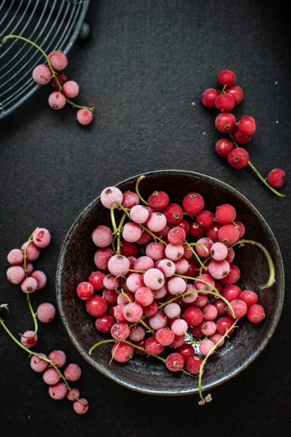 frozen-redcurrant.jpg